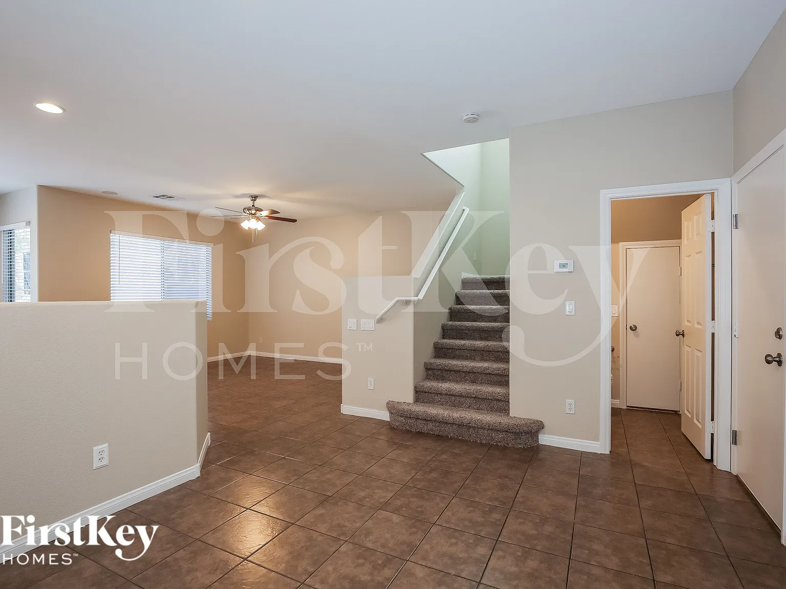 4 bed, 3.0 bath, 1656 sqft, $2,125 — Photo 3