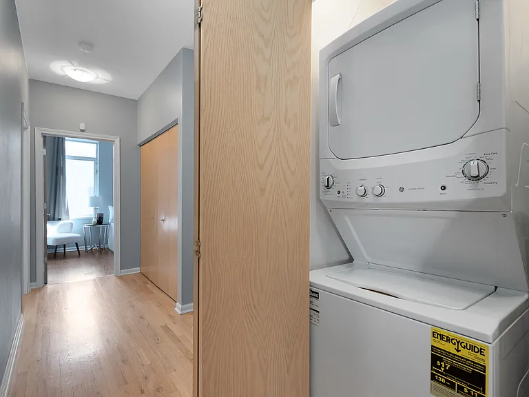 1808 S Michigan Ave #12 — Photo 20