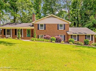 306 Kenilworth Dr, Greenville, SC 29615