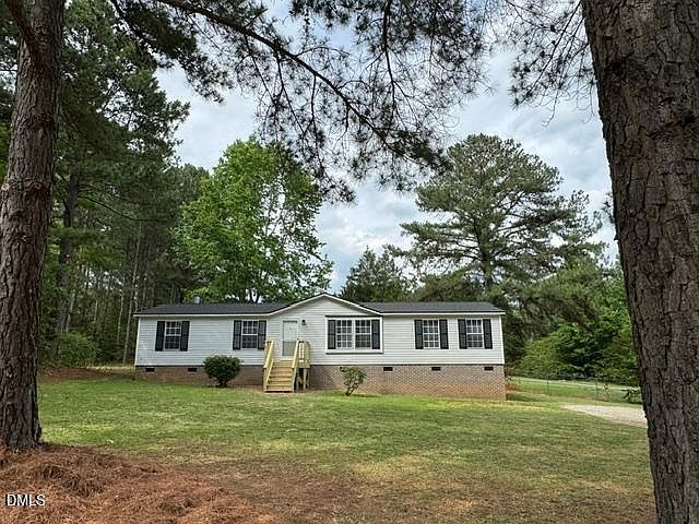 1st image of 141 Abbott Crossings Ln