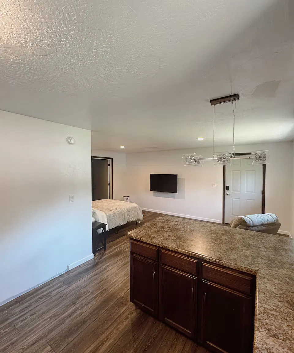 Studio, 600 sqft, $1,500 — Photo 4