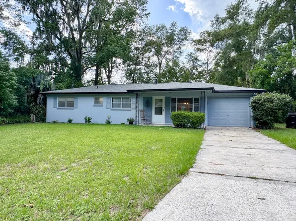 3920 NW 31st Ter, Gainesville, FL 32605