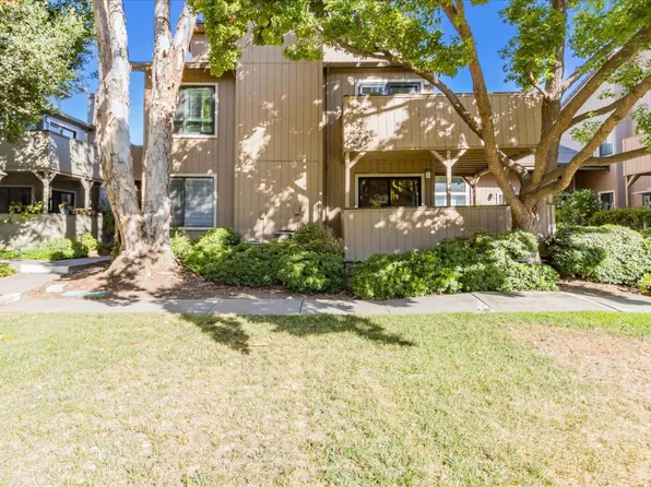 195 Del Monte Ln, Morgan Hill, CA 95037