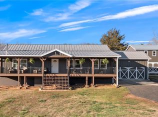 4136 Price Rd, Gainesville, GA 30506