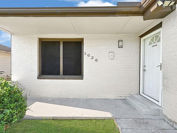 4th image of 3626 Yosemite St