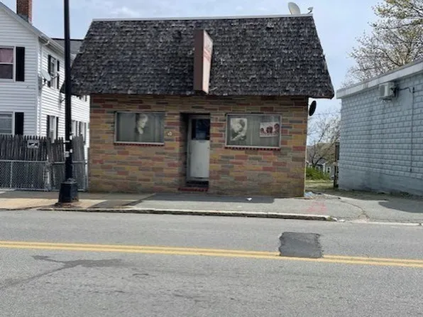770 County St, New Bedford, MA 02740