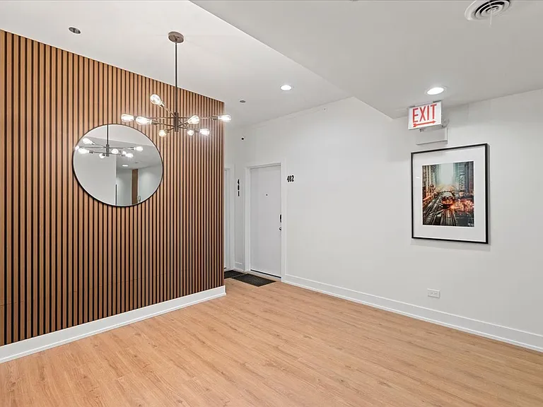 2215 W Madison St #411 — Photo 14