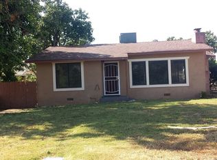 9823 Primrose Dr, Riverside, CA 92503