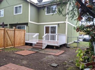 3421 156th St SW APT 1, Lynnwood, WA 98087