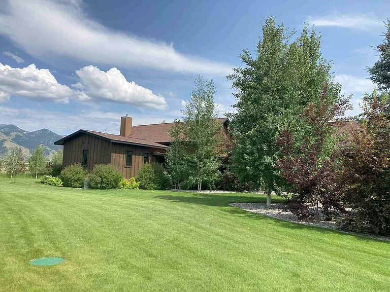 7125 Springhill Rd — Photo 36