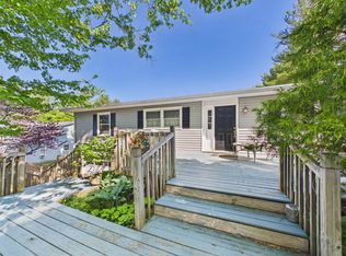 958 Country Acres Rd, Blacksburg, VA 24060