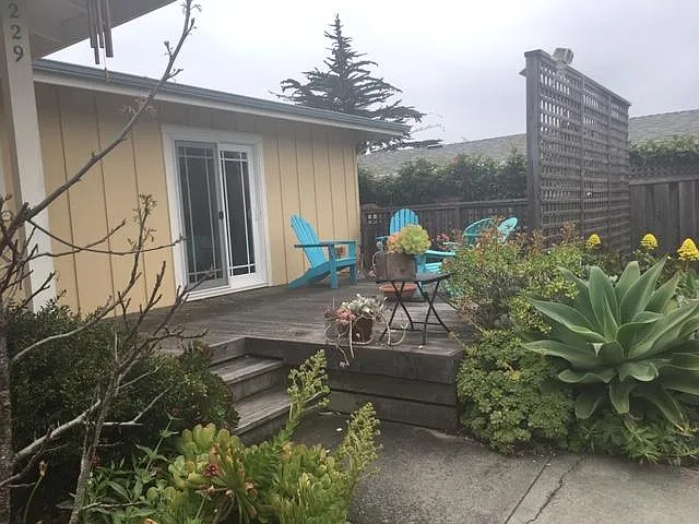 Front deck