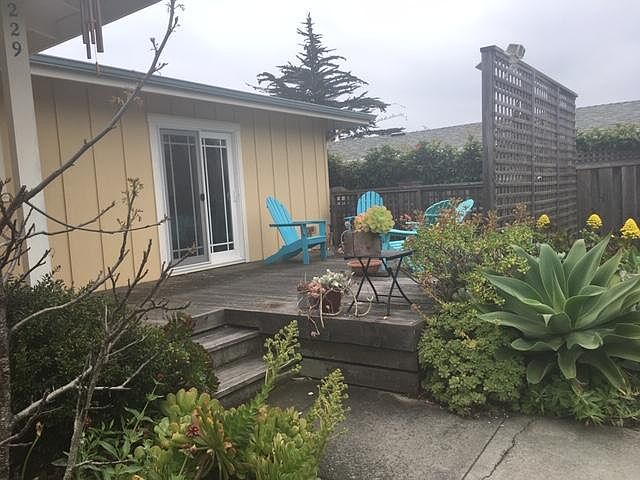 Front deck