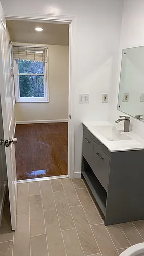 2833 1/2 Sinclair Ave Photo 1