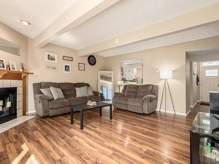 6985 Muirfield Dr — Photo 5