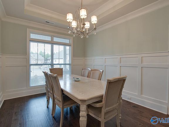 5th image of 7546 Parktrace Ln