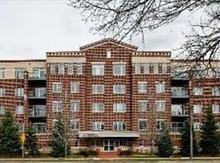 5329 Main St APT 203, Downers Grove, IL 60515