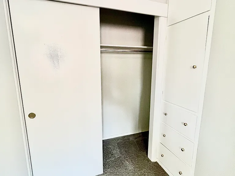 244 Laurel St — Photo 12