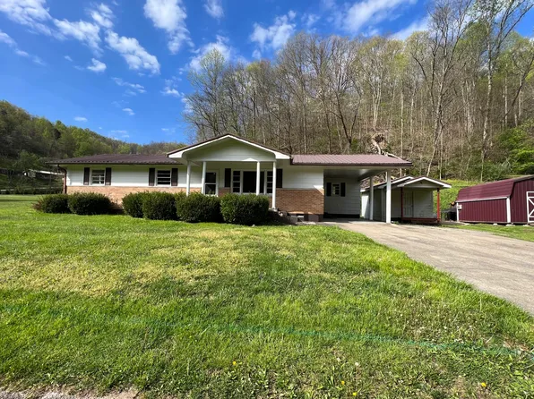 2428 Royalton Rd, Salyersville, KY 41465