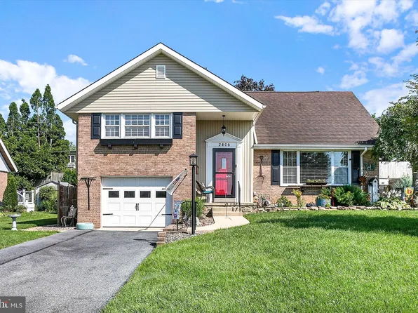 2406 Bell Dr, Reading, PA 19609
