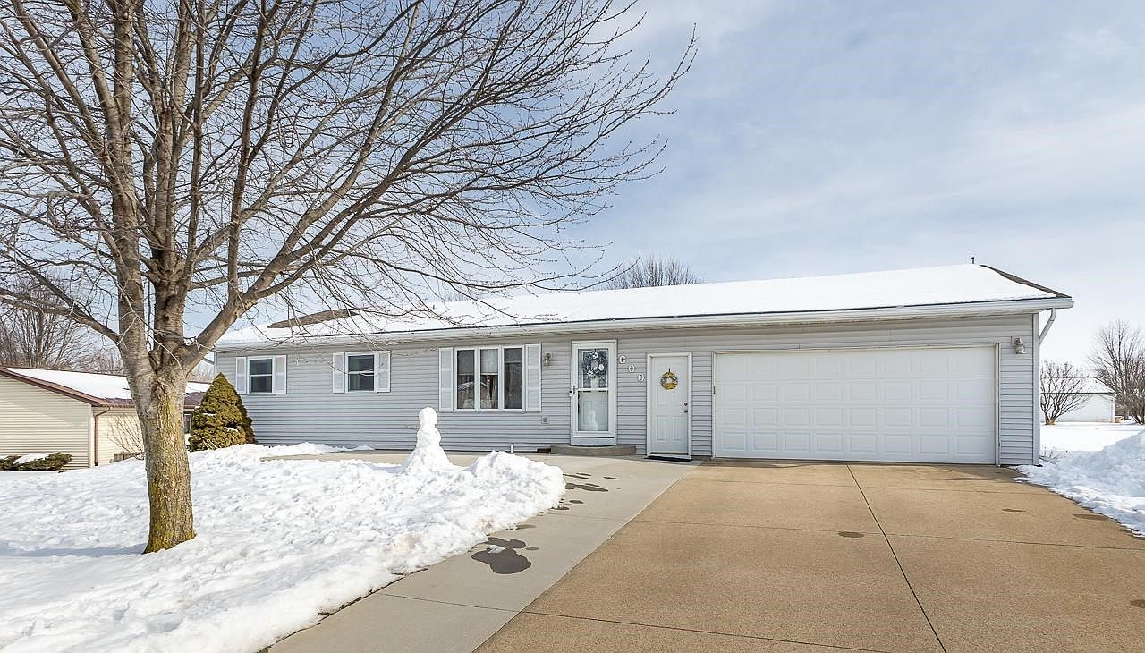 600 Elm Ridge St, Peosta, IA 52068 Zillow
