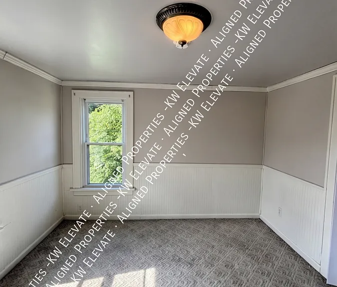 1491 Beardsley St — Photo 13