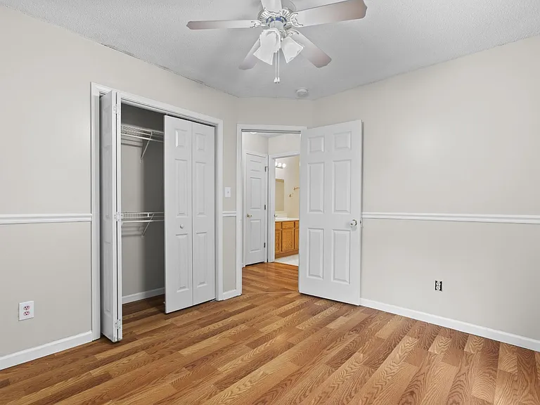 206 Chokecherry S — Photo 18