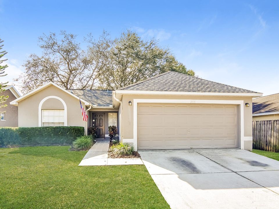 1st image of 2115 Valrico Vista Dr