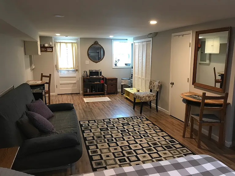 120 E Rosemont Ave — Photo 13