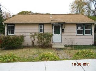59 Brookview Ave, Waterbury, CT 06706