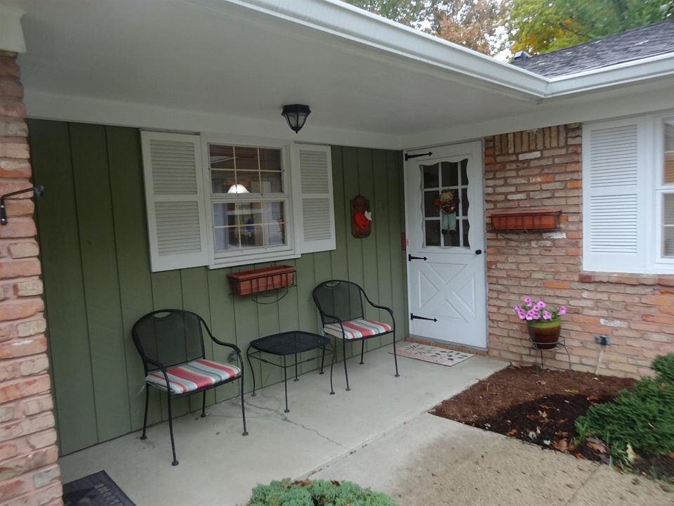 FRONT PORCH