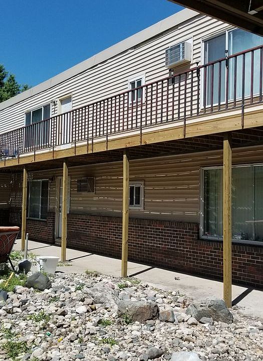 1st image of 321 6th St N APT 9