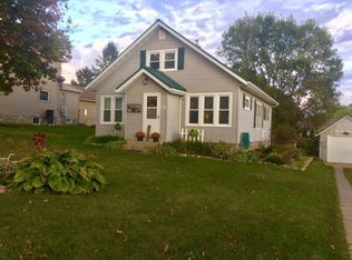 401 S Division Ave, Spring Grove, MN 55974