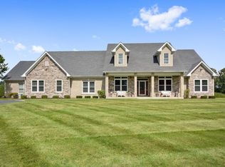 41W450 Plato Rd, Elgin, IL 60124