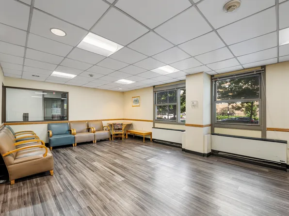 72 Montgomery Street image 1 of 13