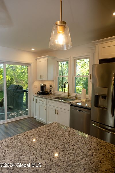 4th image of 86 Pashley Road