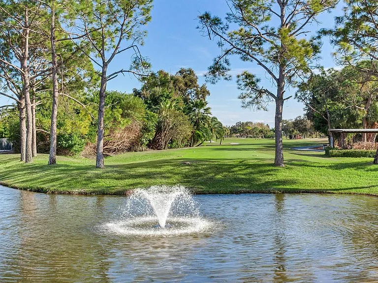 6302 Vista Verde Dr E — Photo 48