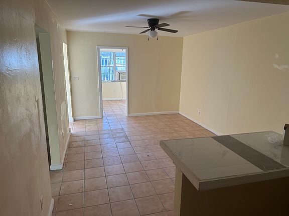 3rd image of 11525 NE 12th Ave #1