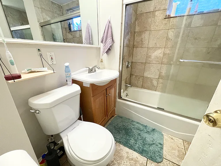 176 Hillside St #3 — Photo 6