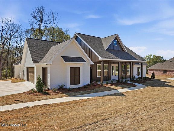 4th image of 933 Mullican Rd