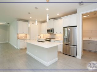 2428 Ariane Dr, Naples, FL 34112