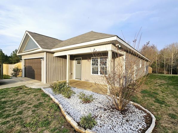 47 Cole Dr, Hawkinsville, GA 31036