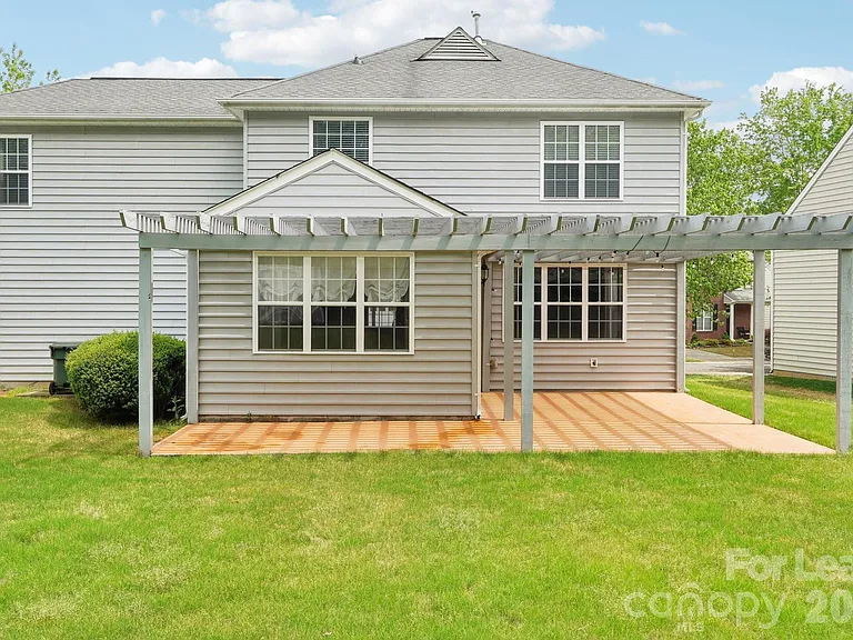 14417 Laurel Tree Ln — Photo 47