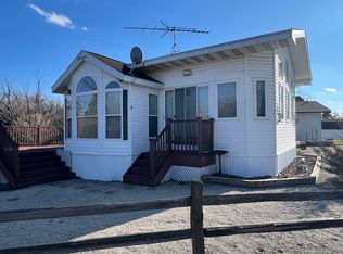 3 Lakeshore Dr, Wilmington, IL 60481