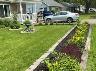 371 E Glass Rd, Ortonville, MI 48462