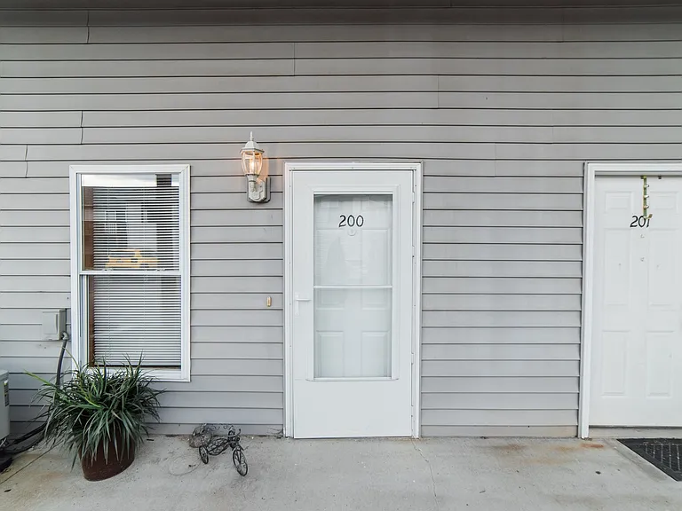 Pinnacle Heights Apartments — Photo 7