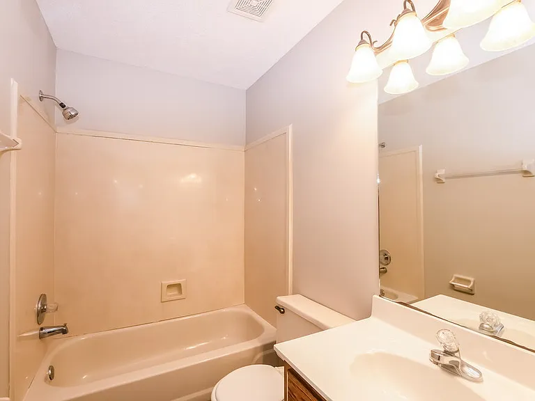 1812 Black Bear Cir E — Photo 13