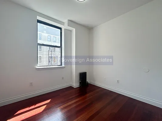 Rented by Sovereign Associates | media 14