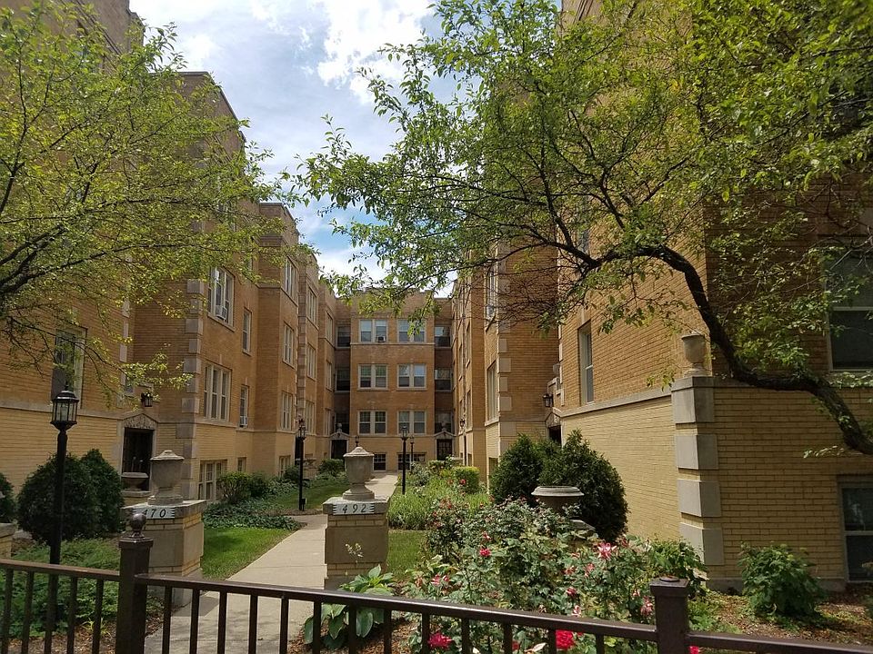 1st image of 474 N Austin Blvd APT 3