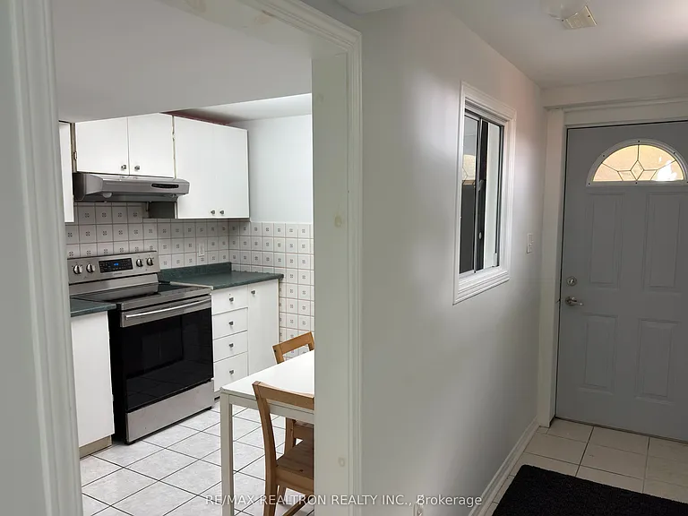 46 Thornbrook Ct #BASEMENT — Photo 7